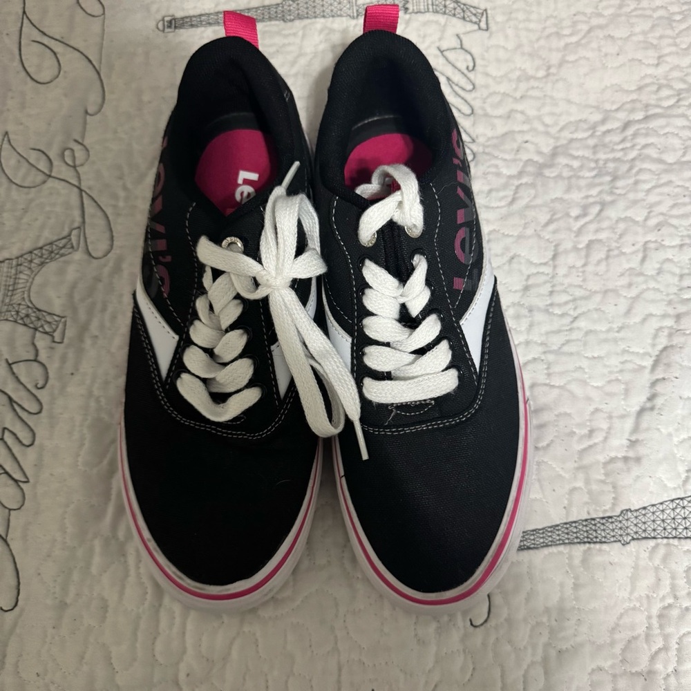 Levi pink and black shoes